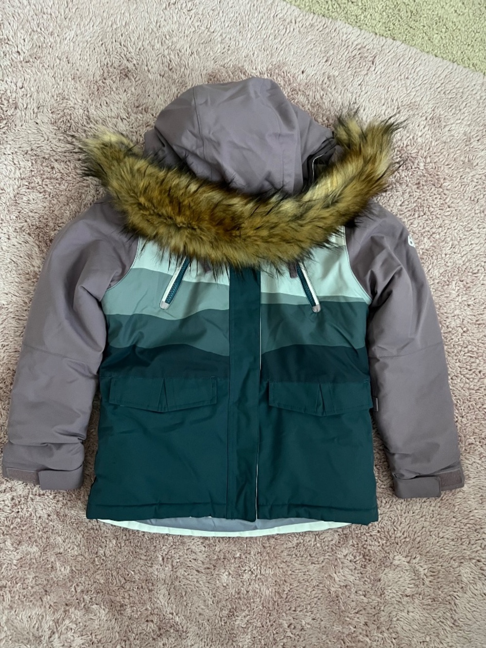 686 Snowboard Jacket--Youth Small